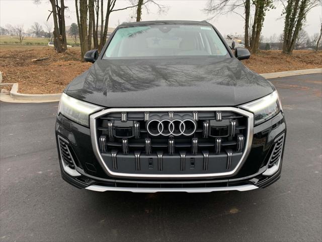 new 2025 Audi Q7 car, priced at $64,720