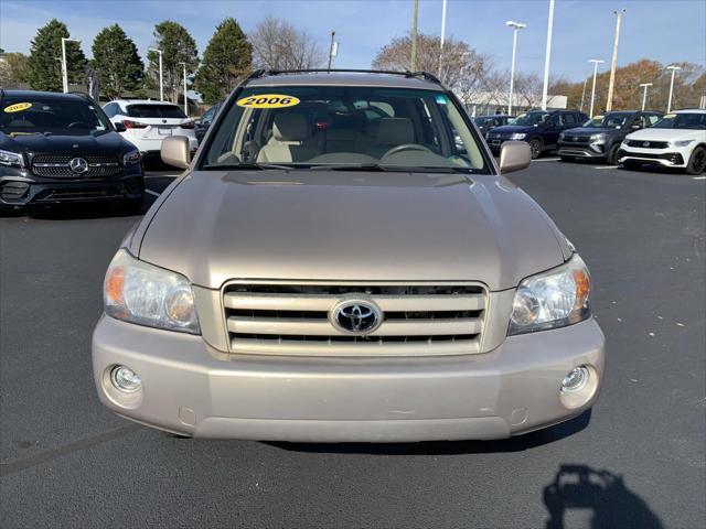 used 2006 Toyota Highlander car, priced at $9,999