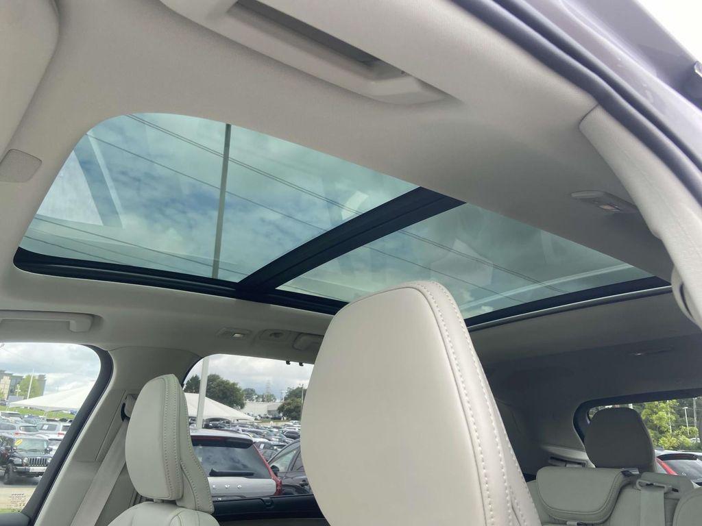 new 2026 Volvo XC90 car, priced at $76,445
