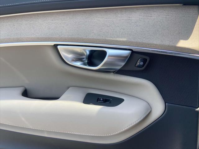 new 2026 Volvo XC90 car, priced at $78,155