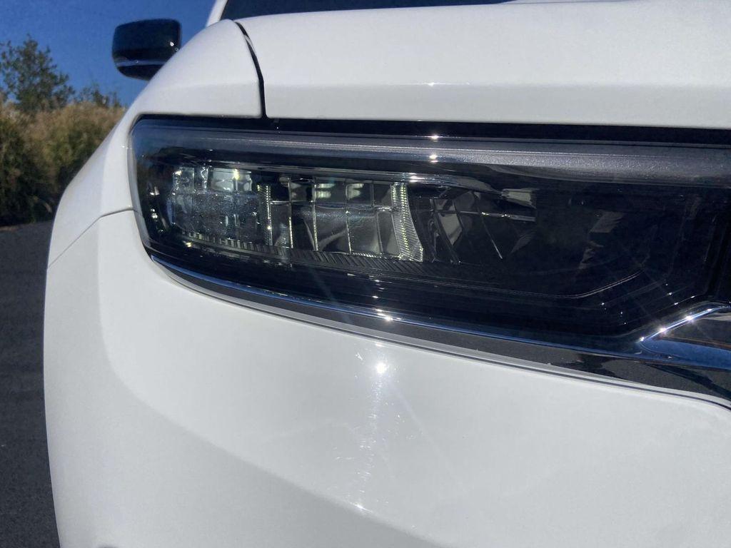 used 2022 Jeep Grand Cherokee car, priced at $29,499