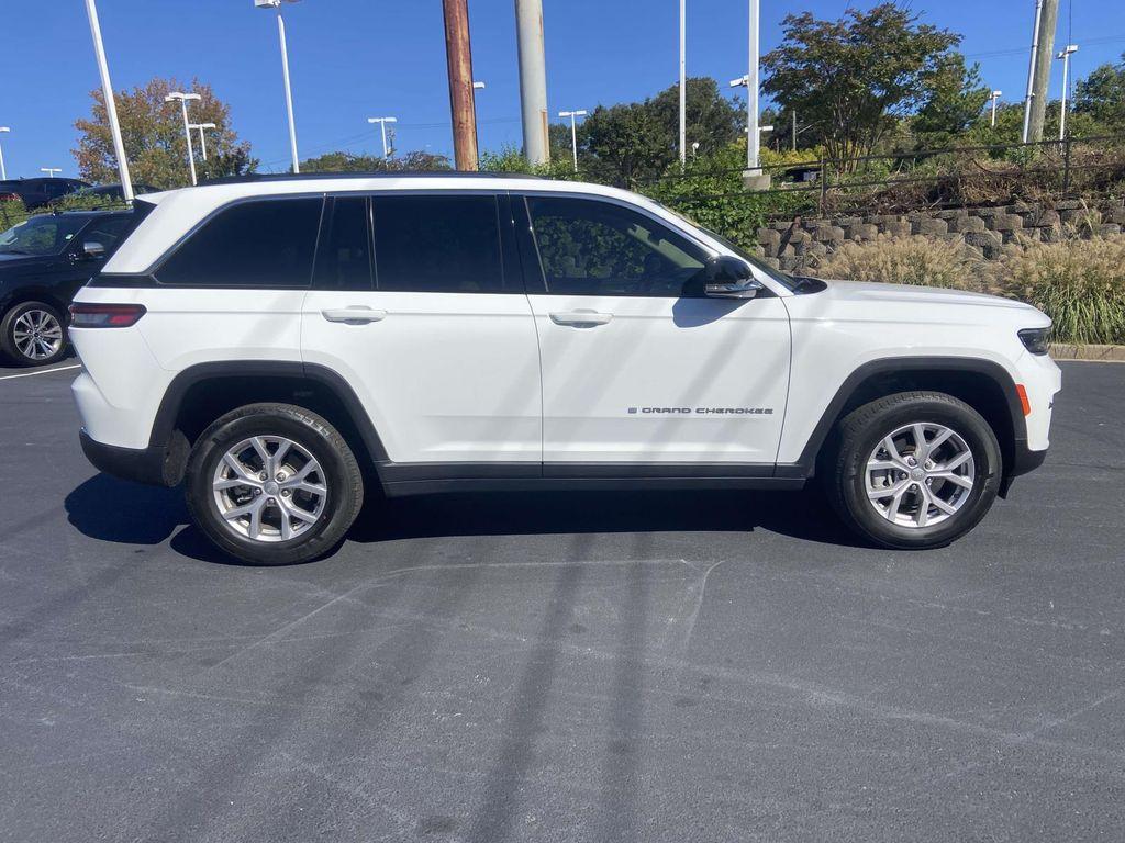 used 2022 Jeep Grand Cherokee car, priced at $29,499