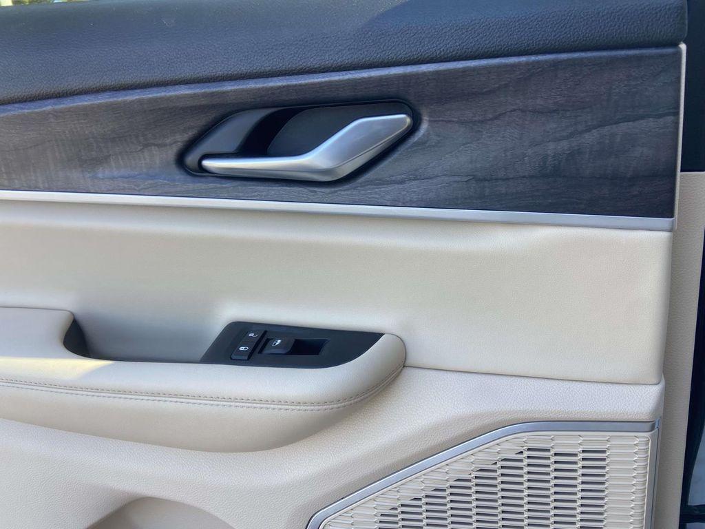 used 2022 Jeep Grand Cherokee car, priced at $29,499