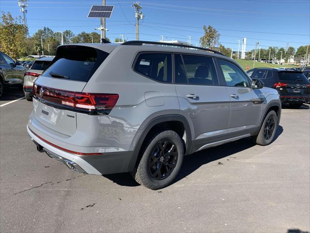 new 2025 Volkswagen Atlas car, priced at $49,825