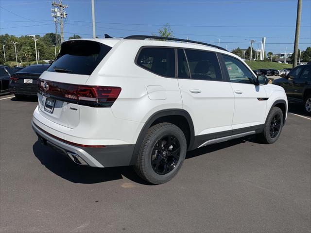 new 2024 Volkswagen Atlas car, priced at $54,035