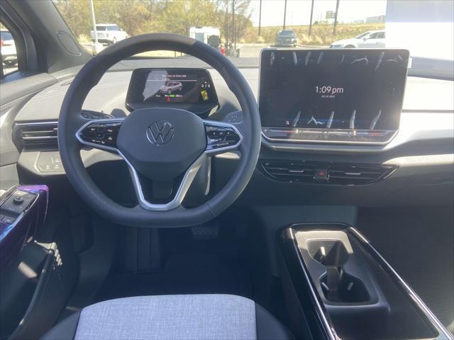 new 2025 Volkswagen ID.4 car, priced at $50,716