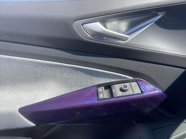 new 2025 Volkswagen ID.4 car, priced at $50,716