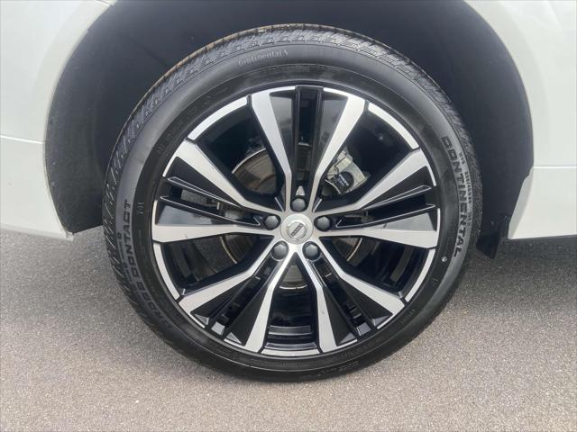 used 2024 Volvo XC60 car, priced at $39,997