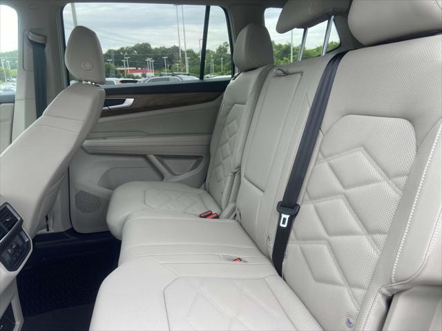 new 2025 Volkswagen Atlas car, priced at $42,120