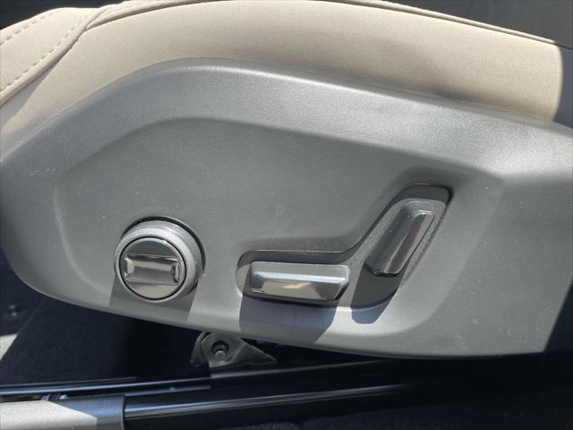 new 2026 Volvo XC60 car, priced at $52,545