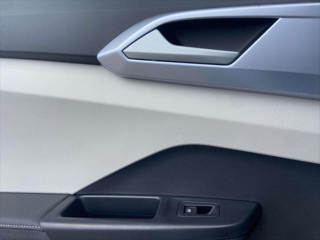 new 2025 Volkswagen Taos car, priced at $30,871