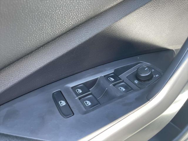 used 2020 Volkswagen Jetta car, priced at $11,999