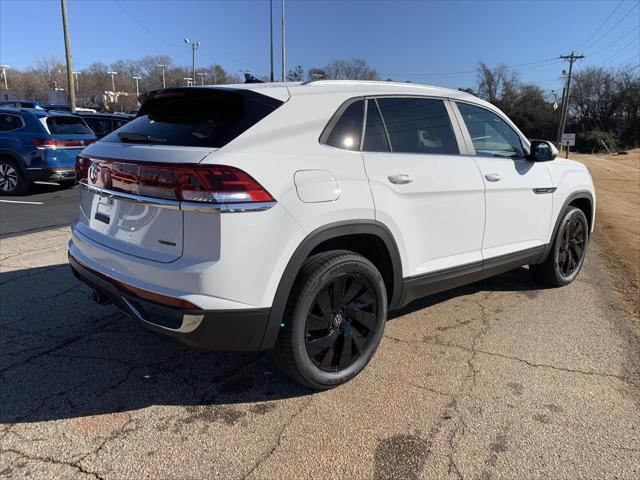 new 2025 Volkswagen Atlas Cross Sport car, priced at $45,916