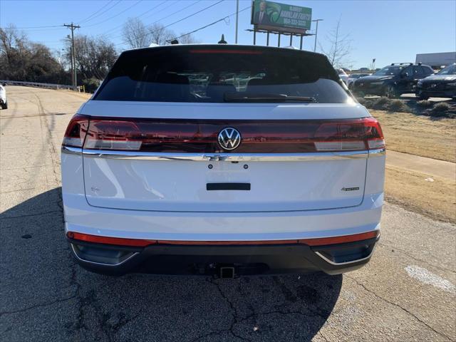 new 2025 Volkswagen Atlas Cross Sport car, priced at $45,916