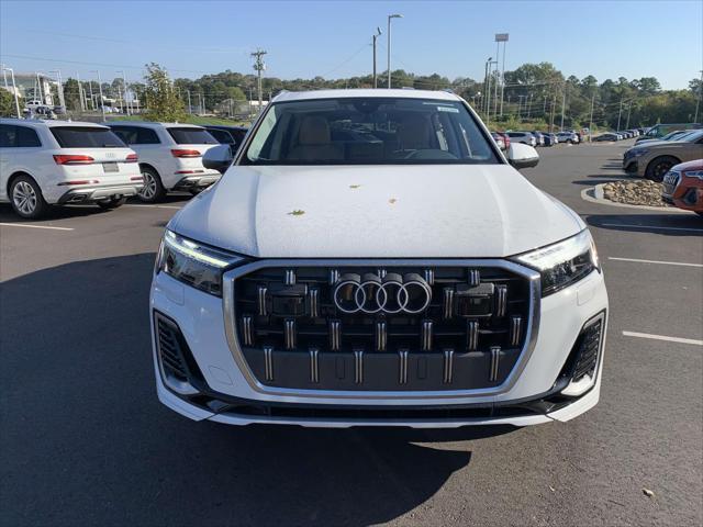 new 2025 Audi Q7 car, priced at $75,655