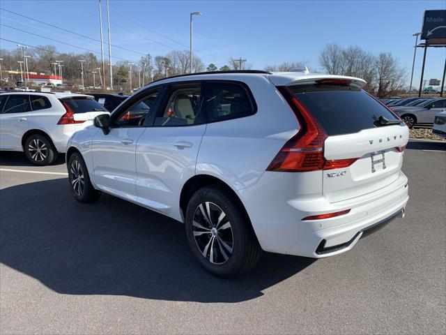 new 2025 Volvo XC60 Plug-In Hybrid car