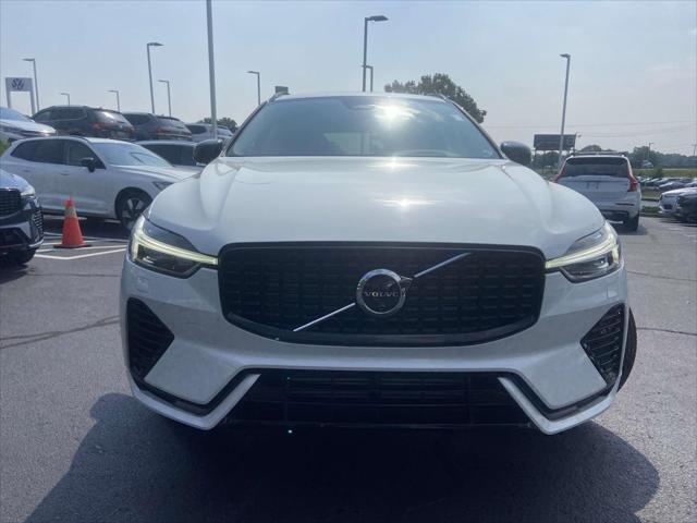 new 2025 Volvo XC60 Plug-In Hybrid car