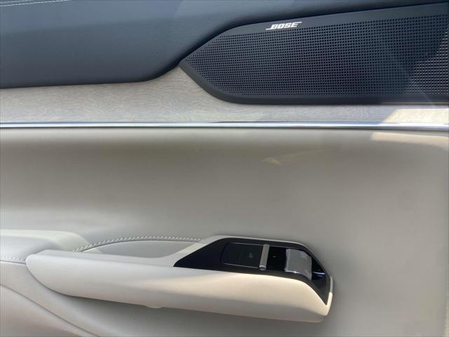 new 2025 Volvo EX90 car, priced at $88,755