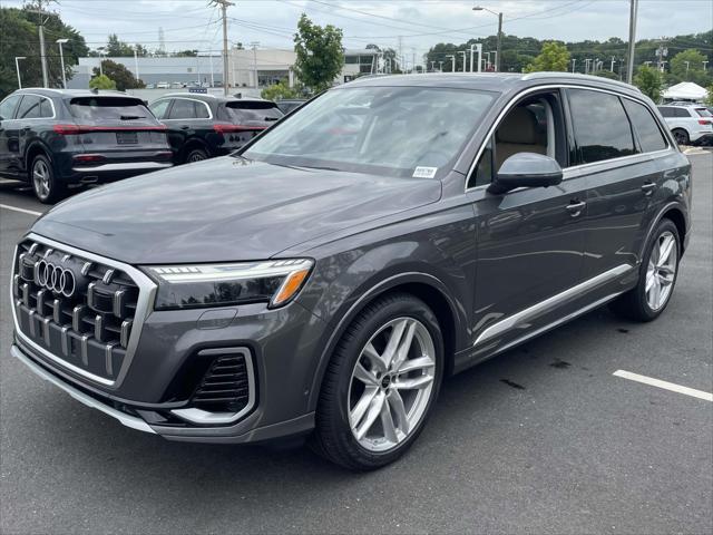new 2025 Audi Q7 car, priced at $81,770