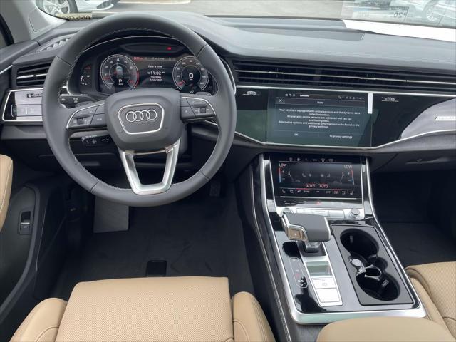 new 2025 Audi Q7 car, priced at $81,770
