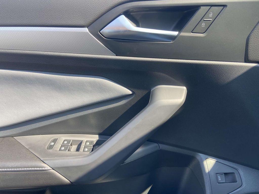 new 2025 Volkswagen Jetta car, priced at $29,401