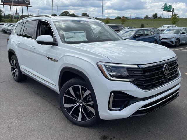 new 2025 Volkswagen Atlas car, priced at $55,680