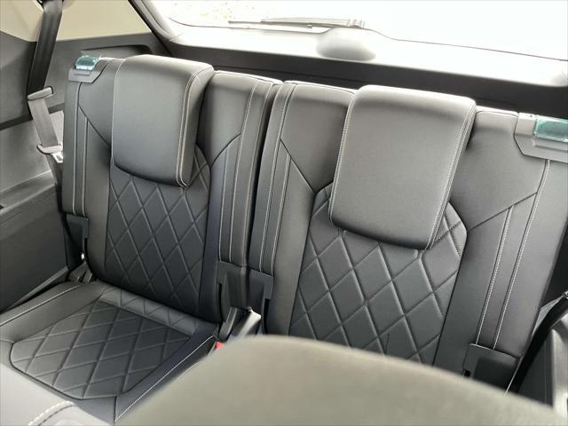new 2025 Volkswagen Atlas car, priced at $55,680