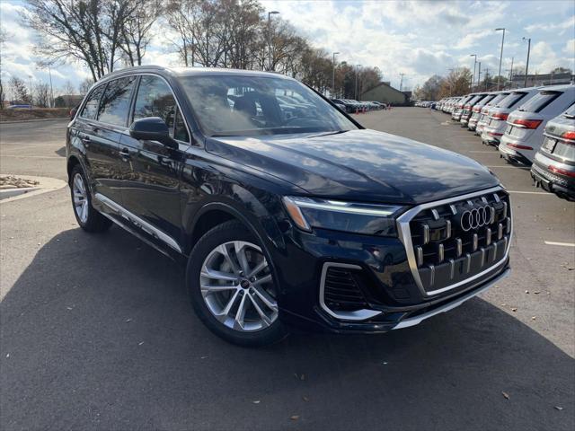 new 2025 Audi Q7 car, priced at $65,455