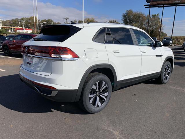 new 2025 Volkswagen Atlas Cross Sport car, priced at $39,316