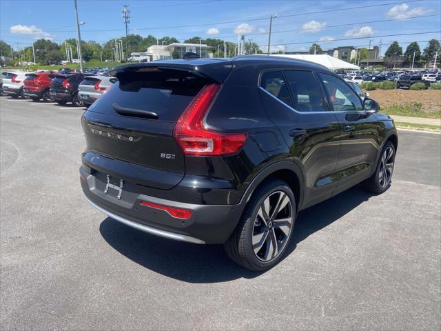 new 2025 Volvo XC40 car, priced at $52,015