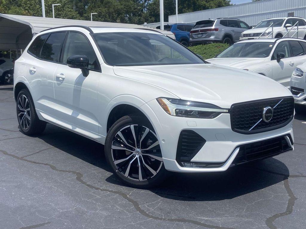 new 2025 Volvo XC60 car, priced at $55,360
