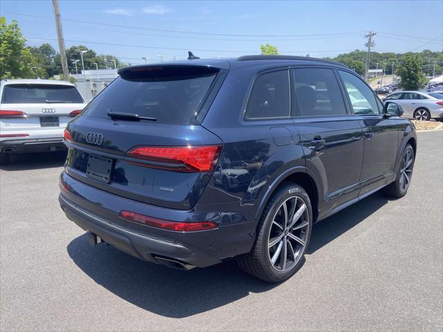 new 2025 Audi Q7 car, priced at $71,790