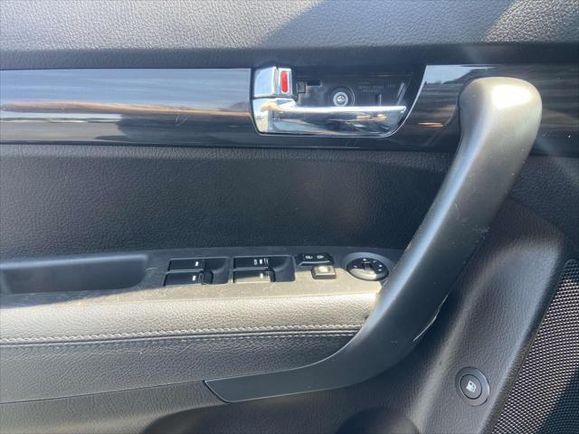 used 2013 Kia Sorento car, priced at $8,999