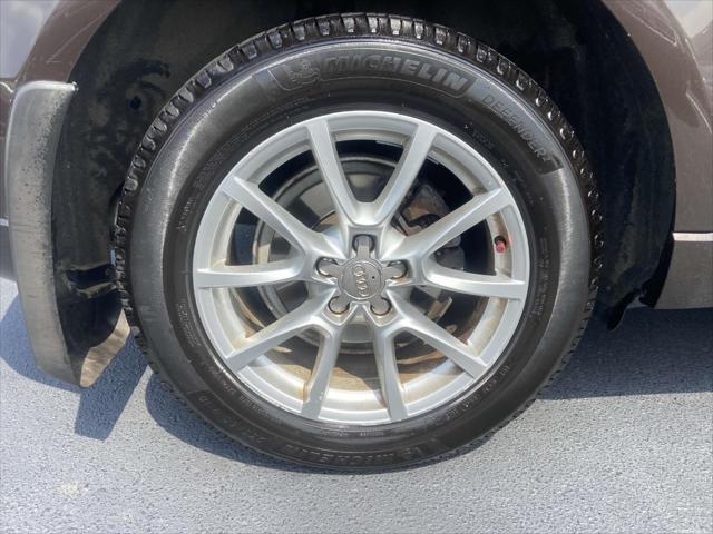 used 2011 Audi Q5 car, priced at $5,995