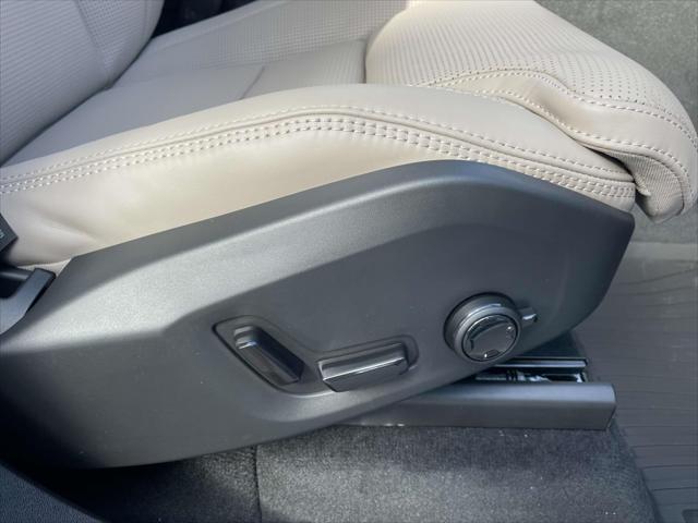 new 2025 Volvo XC90 Plug-In Hybrid car, priced at $82,405