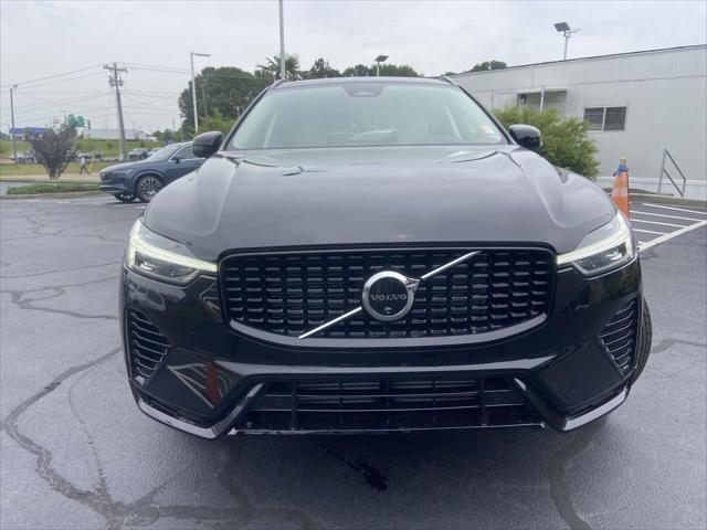 new 2025 Volvo XC60 Plug-In Hybrid car