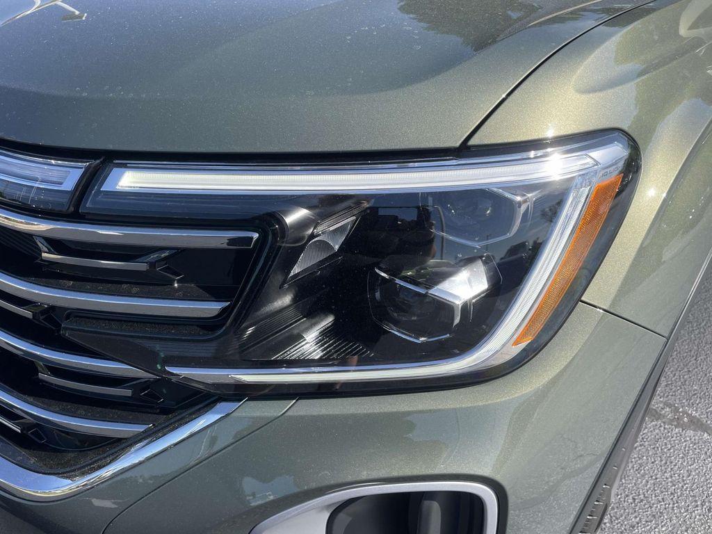 new 2025 Volkswagen Atlas car, priced at $50,915