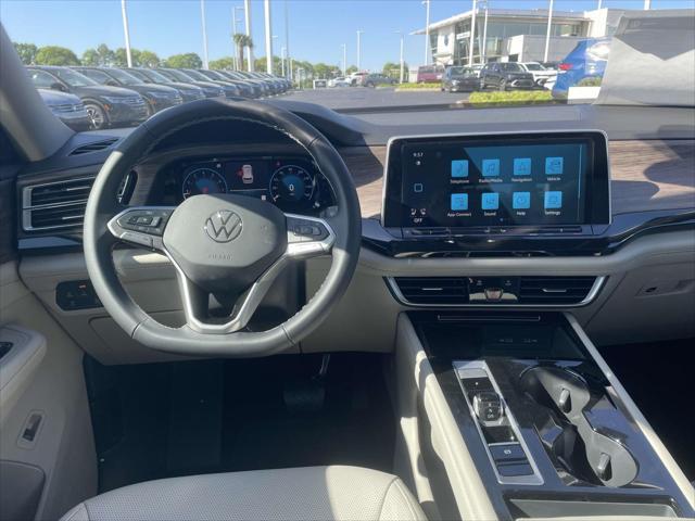 new 2025 Volkswagen Atlas car, priced at $50,915