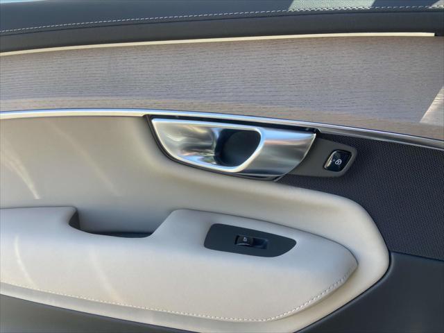 new 2025 Volvo XC90 car, priced at $69,155