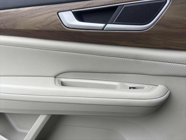new 2025 Volkswagen Atlas car, priced at $46,120