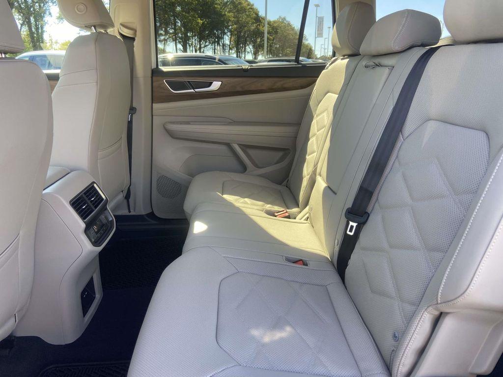 new 2026 Volkswagen Atlas car, priced at $46,551