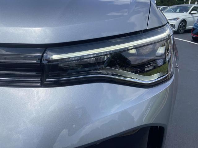 new 2025 Volkswagen Taos car, priced at $30,021