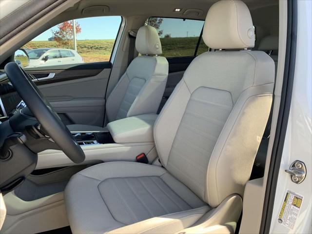 new 2025 Volkswagen Atlas car, priced at $50,891