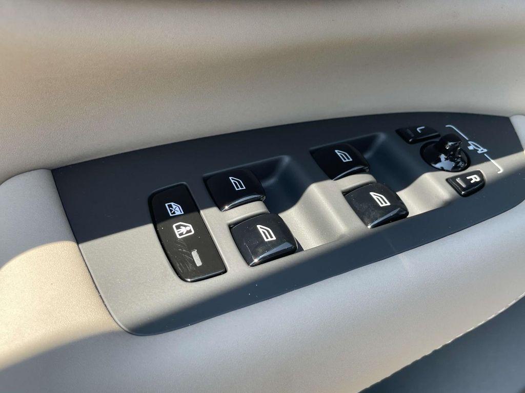 new 2026 Volvo XC90 car, priced at $71,825