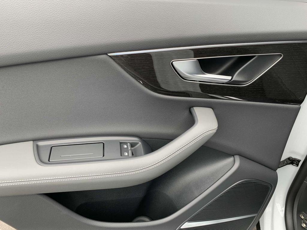 new 2025 Audi Q8 car, priced at $77,882