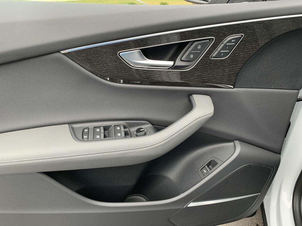 new 2025 Audi Q8 car, priced at $77,882