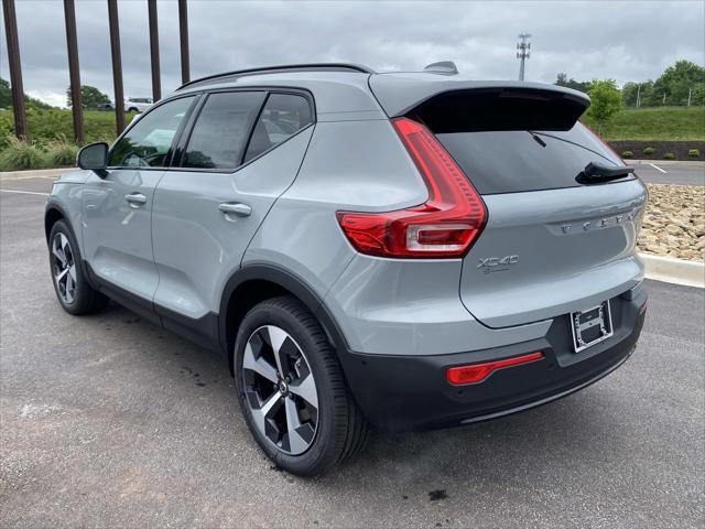new 2025 Volvo XC40 car, priced at $48,335