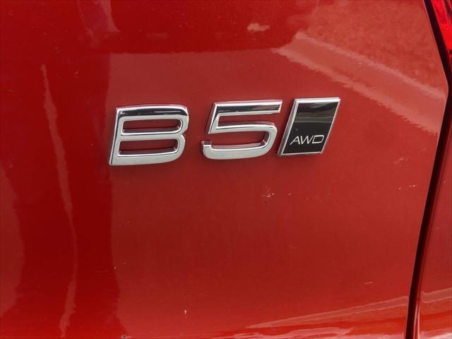 new 2025 Volvo XC40 car