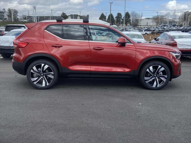new 2025 Volvo XC40 car