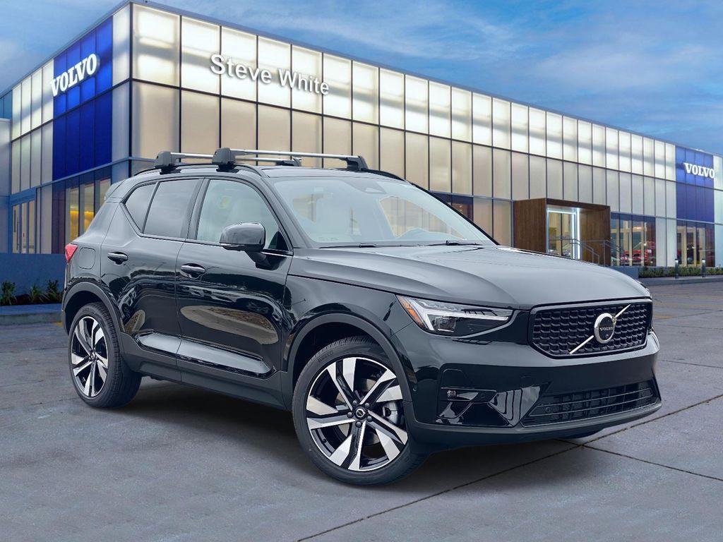new 2025 Volvo XC40 car, priced at $49,119